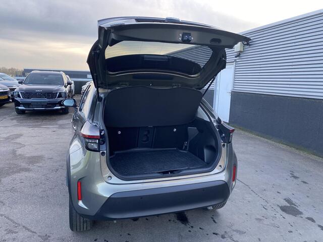 Toyota YARIS Cross 1.5 Hybrid Executive Panoramadak, Parkeersensoren voor + achter, Stoelverwarming, LED, Smart Key, LMV