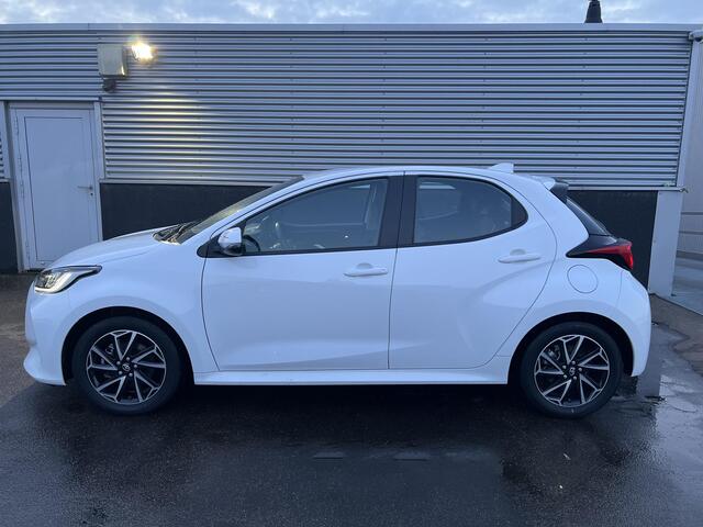 Toyota YARIS 1.5 Hybrid Dynamic LED, Lichtmetalen velgen, Adaptieve cruise control, Achteruitrijcamera,