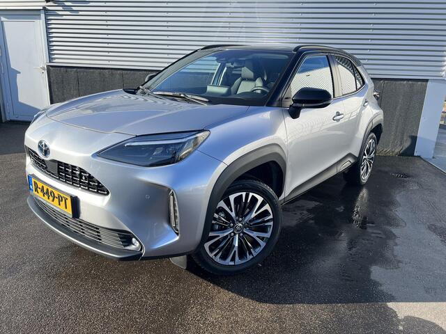 Toyota YARIS Cross 1.5 Hybrid Executive Nieuw geleverd en dealeronderhouden, 1e eign. Dodehoekdetectie, JBL, Stoelverwarming, Privacy glass