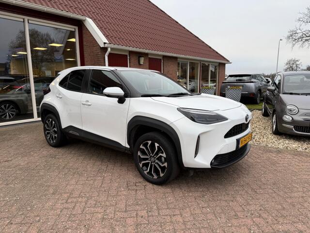 Toyota YARIS 1.5 HYBRID FIRST EDITION AUTOMAAT!