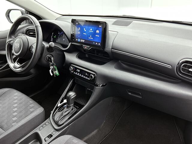 Toyota YARIS 1.5 Hybrid 115 First Edition | Navigatie | lichtmetalen velgen |