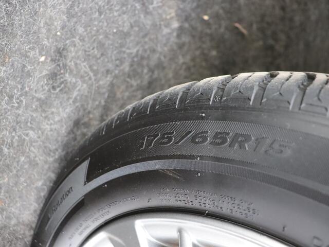 Toyota YARIS 1.5 Hybrid Energy Plus | Navigatie | Achteruitrijcamera | Dealeronderhouden |