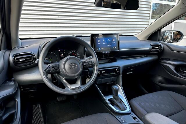 Toyota YARIS 1.5 Hybrid 115 Active Face-Lift