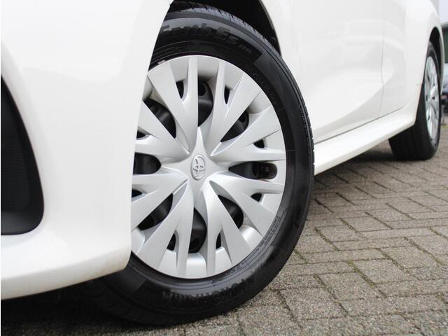 Toyota YARIS 1.0 VVT-i Active Achteruitrijcamera, Cruise Control Adaptief, Apple Carplay/Android Auto