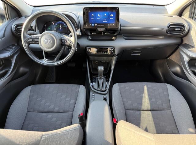 Toyota YARIS 1.5 Hybrid 115 Dynamic I Camera I CarPlay I Cruise Control | Apple Carplay/Android Auto | DAB | LED koplampen