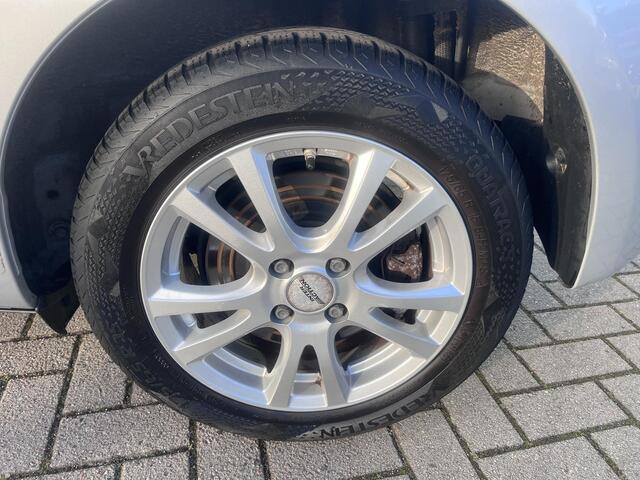 Toyota YARIS 1.5 Hybrid Active Lmv|Camera