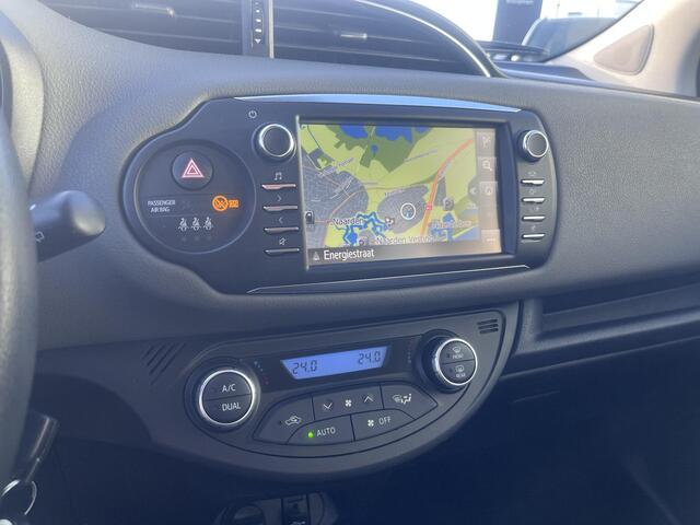 Toyota YARIS 1.5 Hybrid Active Lmv|Camera