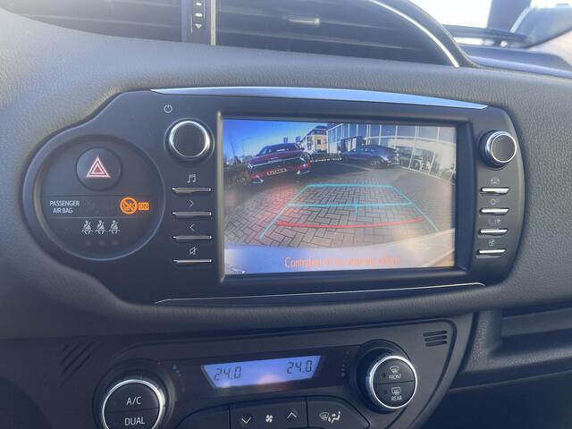 Toyota YARIS 1.5 Hybrid Active Lmv|Camera
