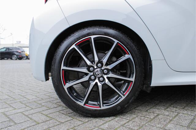 Toyota YARIS 1.5 Hybrid GR Sport |dealer onderhouden|leder alcantara|JBL|