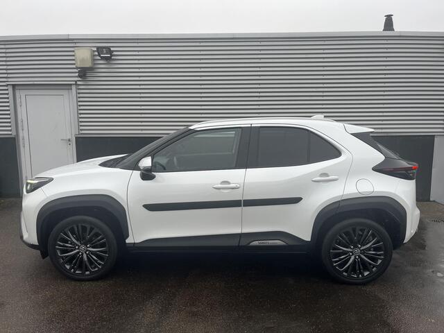 Toyota YARIS Cross 1.5 Hybrid Adventure AWD Panoramadak, Stoelverwarming, HUD, JBL, Elek. achterklep, LMV, LED