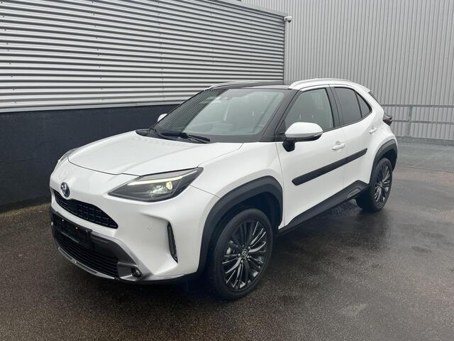 Toyota YARIS Cross 1.5 Hybrid Adventure AWD Panoramadak, Stoelverwarming, HUD, JBL, Elek. achterklep, LMV, LED