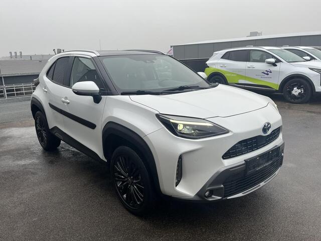 Toyota YARIS Cross 1.5 Hybrid Adventure AWD Panoramadak, Stoelverwarming, HUD, JBL, Elek. achterklep, LMV, LED