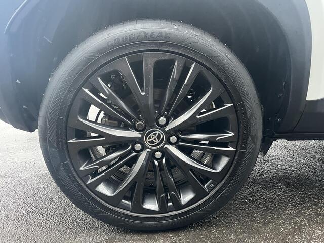 Toyota YARIS Cross 1.5 Hybrid Adventure AWD Panoramadak, Stoelverwarming, HUD, JBL, Elek. achterklep, LMV, LED