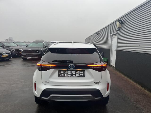 Toyota YARIS Cross 1.5 Hybrid Adventure AWD Panoramadak, Stoelverwarming, HUD, JBL, Elek. achterklep, LMV, LED