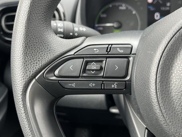 Toyota YARIS 1.5 Hybrid Comfort | All Seasons