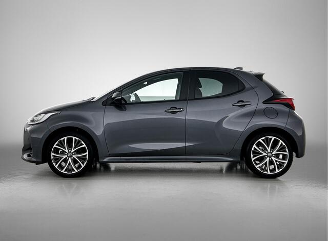 Toyota YARIS 1.5 Hybrid 130 Executive | BTW Voertuig | Stoelverwarming | Draadloos laden |