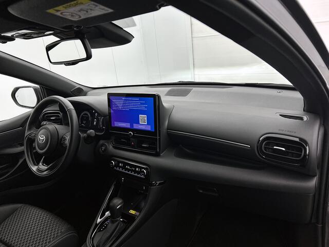 Toyota YARIS 1.5 Hybrid 130 Executive | BTW Voertuig | Stoelverwarming | Draadloos laden |