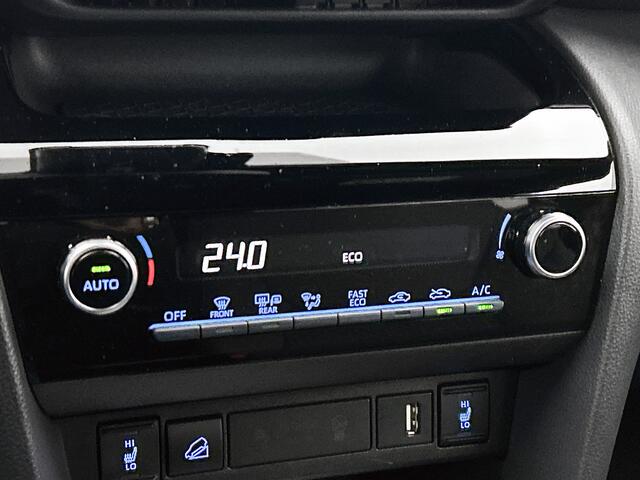 Toyota YARIS Cross 1.5 Hybrid Executive | Stoelverwarming | 4X4 |