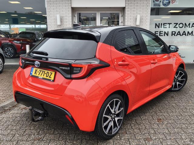 Toyota YARIS 1.5 Hybrid Launch Edition | Trekhaak | HUD | Navi | Stoelverwarm