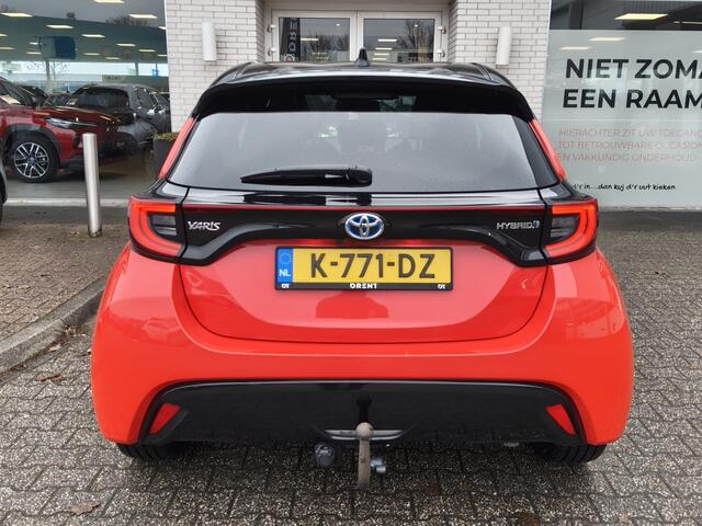Toyota YARIS 1.5 Hybrid Launch Edition | Trekhaak | HUD | Navi | Stoelverwarm