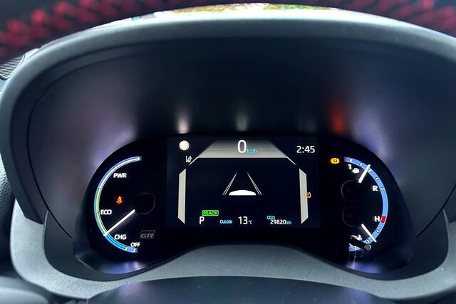 Toyota YARIS Cross 1.5 Hybrid GR Sport Ceramic Gray Metallic