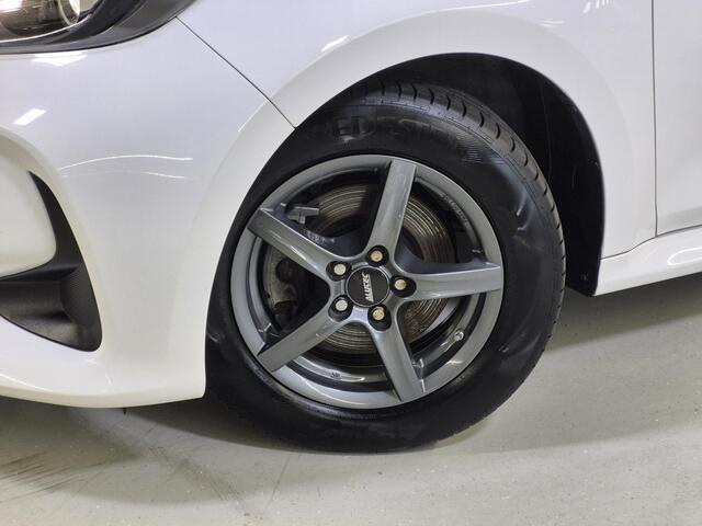 Toyota YARIS 1.5 Hybrid Active | Lichtmetalen velgen | Dealeronderhouden | Adapt cruise | Carplay |