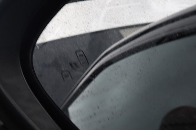 Toyota YARIS Cross 1.5 Hybrid Dynamic | All Seasons | Blindspot | Stuur en Stoelver