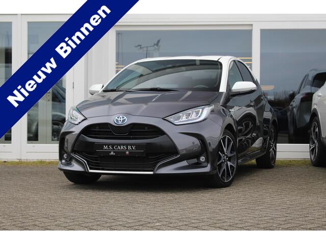 Toyota YARIS 1.5 Hybrid Executive Bi-tone kleur I Leder I Head up I Applecarplay I LED koplampen