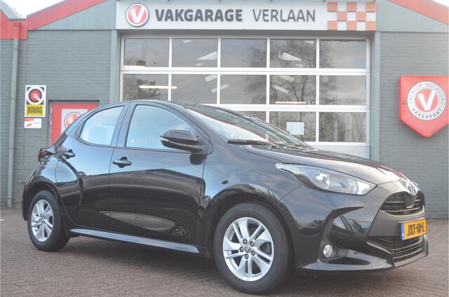 Toyota YARIS 1.5 VVT-i Business camera