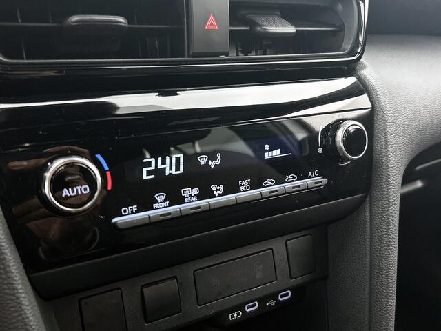 Toyota YARIS Cross 1.5 Hybrid 115 First Edition | 17" Lichtmetalen velgen | Parkeercamera | Navigatie | Cruise Control Adaptief |