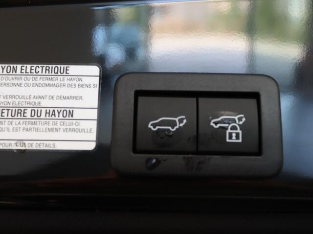 Toyota YARIS Cross 1.5 Hybrid 130 GR SPORT - ELEKTRISCHE ACHTERKLEP - CAMERA - PARKEERSENSOREN VOOR/ ACHTER - PARKEERASSISTENT - HEAD UP DISPLAY - DODEHOEK DETECTIE - VOORSTOELEN VERWARMD - STUUR VERWARMD - VOORRUIT VERWARMD - KEYLESS ENTRY/ START - SPORTSTOELEN