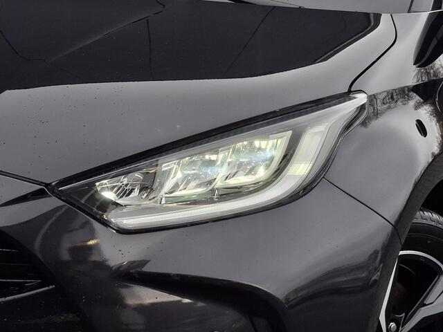 Toyota YARIS 1.5 Hybrid 115 First Edition