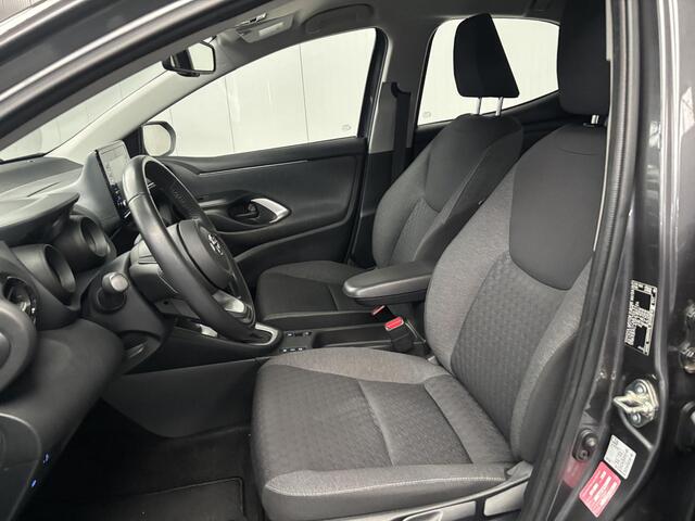 Toyota YARIS 1.5 Hybrid Dynamic APPLE CARPLAY/ANDROID AUTO, STOELVERWARMING!!!