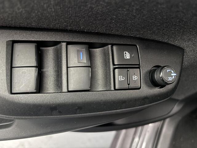 Toyota YARIS 1.5 Hybrid Dynamic APPLE CARPLAY/ANDROID AUTO, STOELVERWARMING!!!