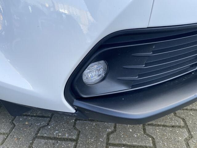 Toyota YARIS Cross 1.5 Hybrid AWD Adaptive Cruise Control, App Connect, Navigatie
