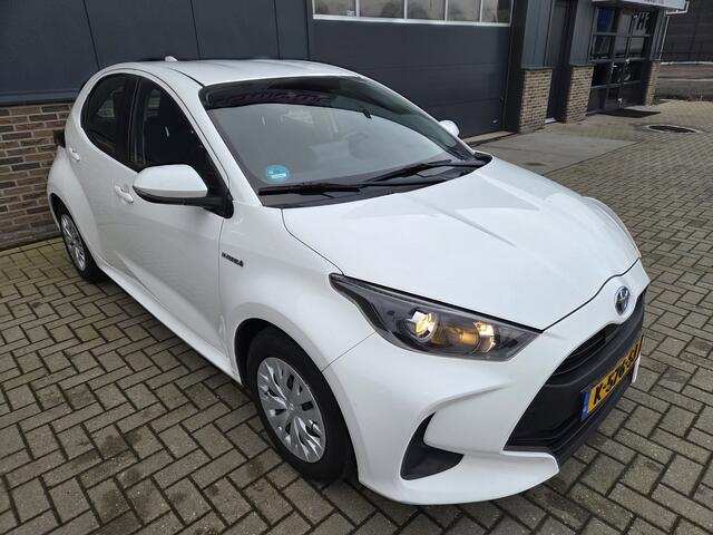 Toyota YARIS 1.5 Hybrid Active