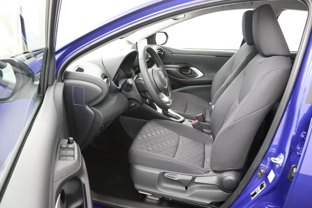 Toyota YARIS 1.5 Hybrid 115 Comfort | Nieuwe Auto | Apple Carplay & Android Auto | Climate/ Cruise control |