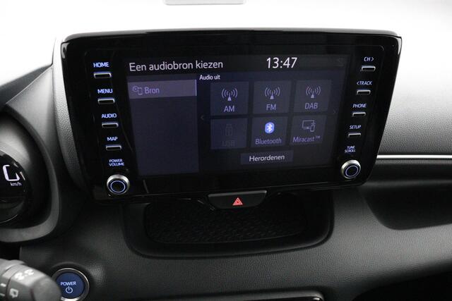 Toyota YARIS 1.5 Hybrid Executive Sport | Apple Carplay/Android Auto | Stoelverwarming | two-tone |