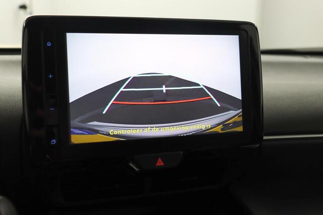 Toyota YARIS Cross 1.5 Hybrid Dynamic | Apple Carplay/Android Auto | Navigatie | Parkeercamera | Adaptieve Cruise Control |