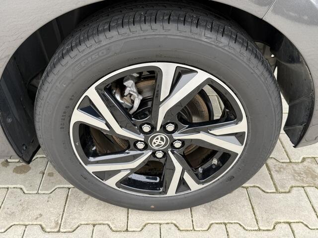 Toyota YARIS 1.5 Hybrid 115 First Edition | Stuur en Stoelverwarming