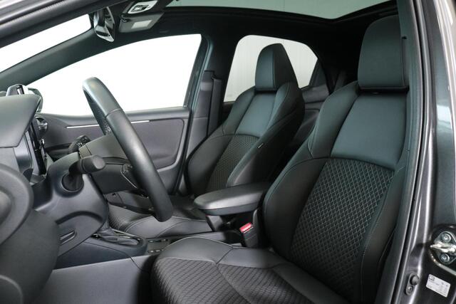 Toyota YARIS 1.5 Hybrid Executive 130 Limited, Head up Display, Panoramadak, Sensoren!