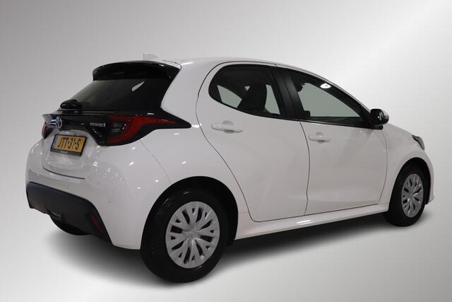 Toyota YARIS 1.5 Hybrid Dynamic, Parkeersensoren, Navi, Apple Carplay / Android Auto, Keyless, Camera!