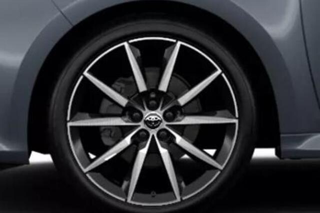 Toyota YARIS 1.5 Hybrid 130 GR SPORT, GR-Sport Pack, INRUILPREMIE ¤2.000,- ! BSM, Stuur & Stoelverwarming, JBL!