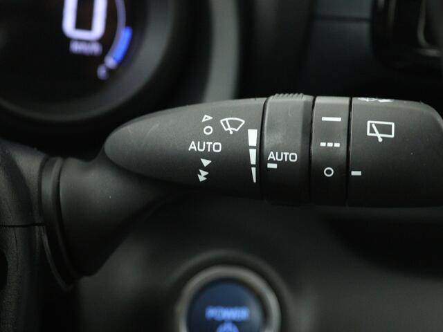 Toyota YARIS 1.5 Hybrid First Edition