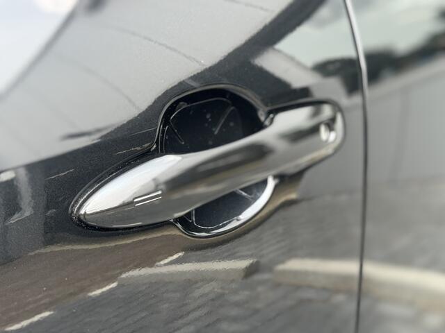 Toyota YARIS Cross 1.5 Hybrid 130 Style Edition 2025 Parkeersensoren, Dodehoekdetectie, Navigatie