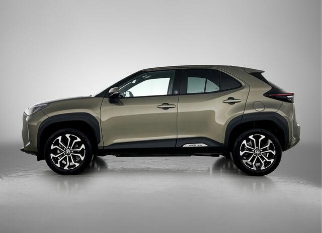 Toyota YARIS Cross 1.5 Hybrid First Edition | 1e Eigenaar | DEALER ONDERHOUDEN | Unieke Kleur | Navigatie |
