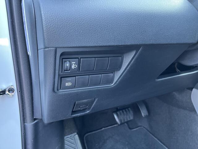 Toyota YARIS 1.5 Hybrid Dynamic | All-in prijs | Automaat | Trekhaak | LM Velgen