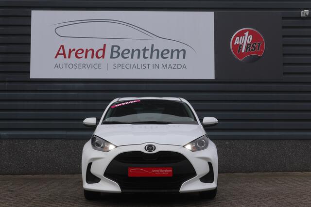 Toyota YARIS Mazda 2 Hybrid1.5 Prime-line Clima / Cruise / Apple - Android / Audio