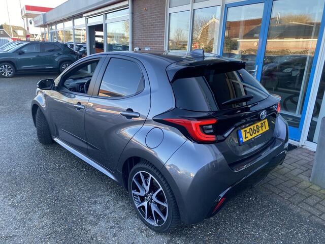 Toyota YARIS 1.5 Hybrid Executive HUD Apple Carplay Android Auto