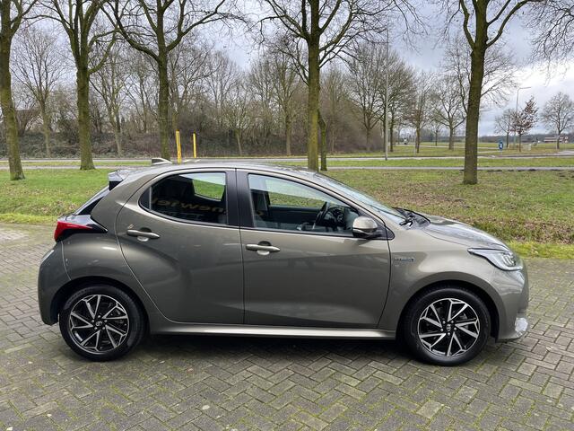 Toyota YARIS 1.5 Hybrid Dynamic | CAMERA | CARPLAY | FULL LED